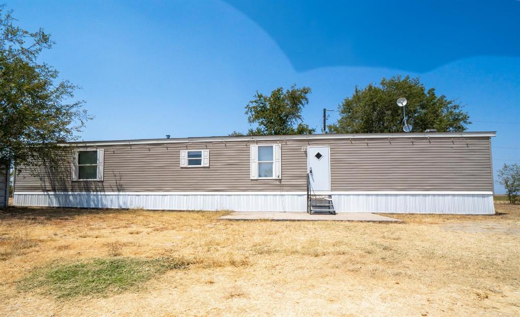 11621 Annandale Road Crowley, TX 76036 - Photo 2 of 15