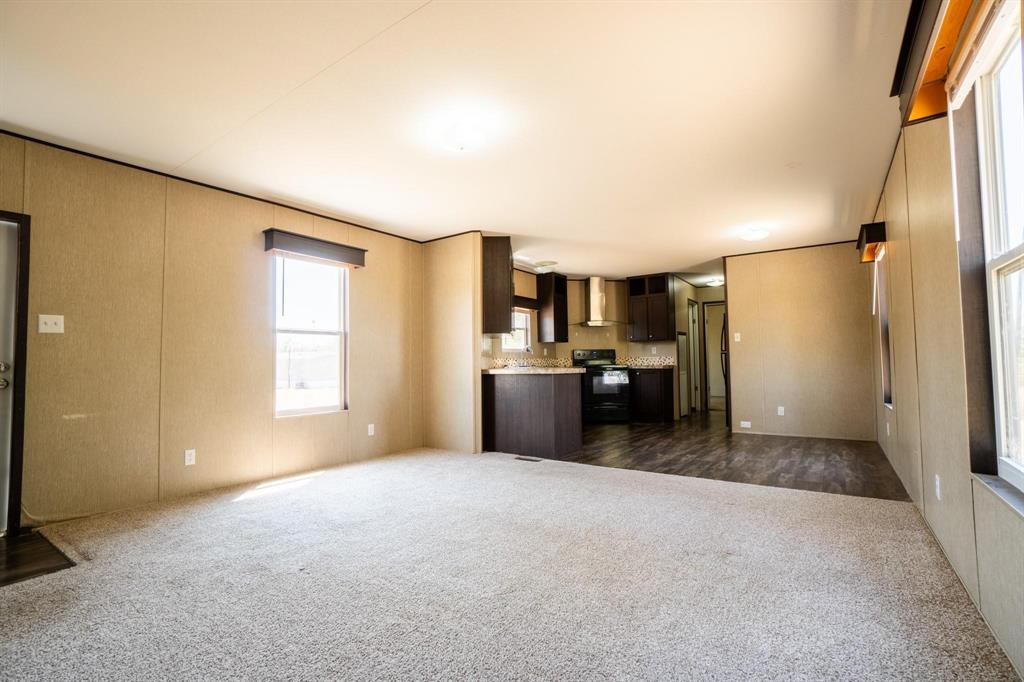 11621 Annandale Road Crowley, TX 76036 - Photo 4 of 15