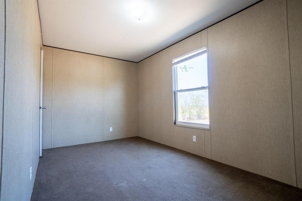 11621 Annandale Road Crowley, TX 76036 - Photo 8 of 15