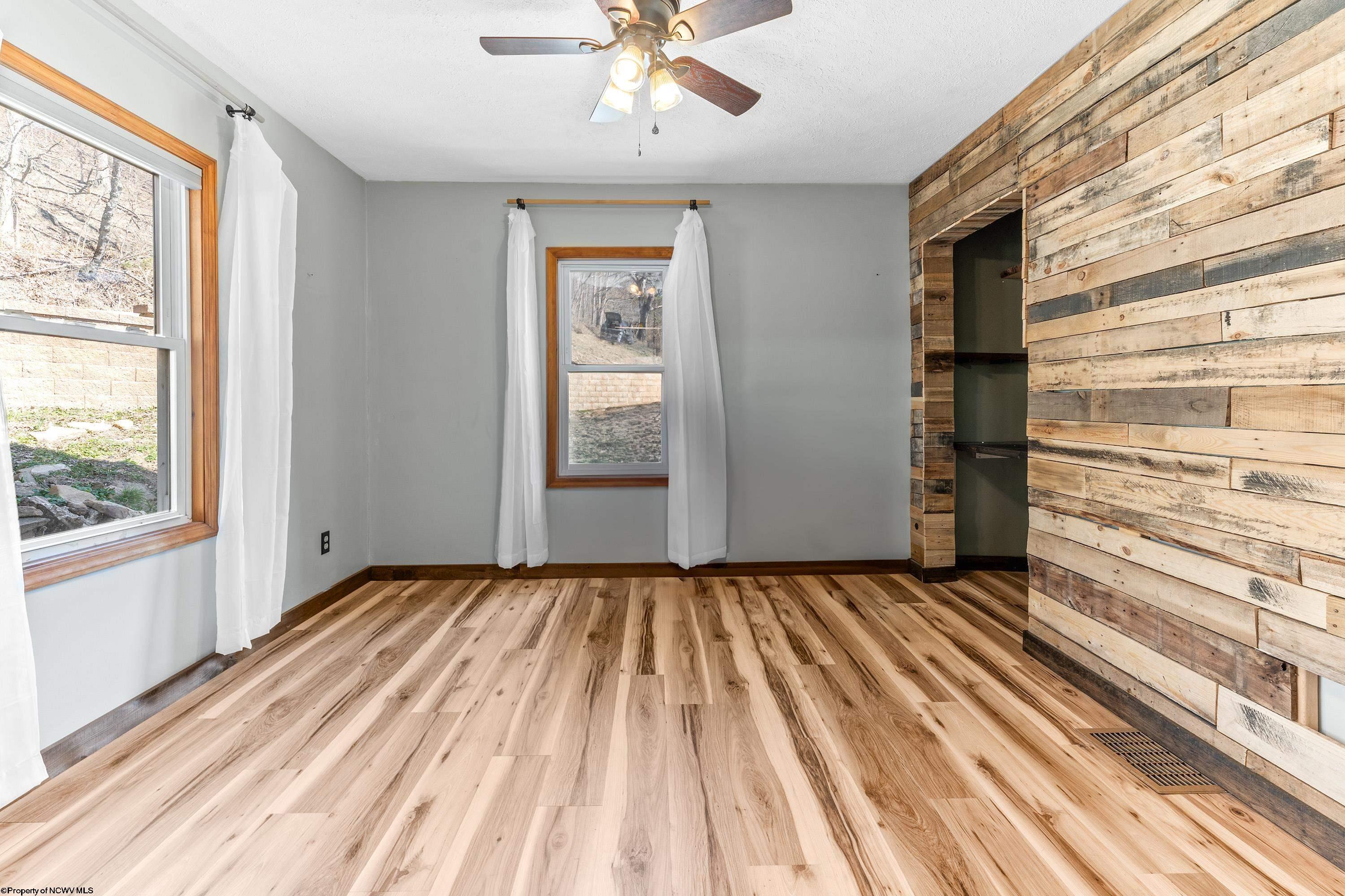 3236 Ridgedale Road Morgantown, WV 26508 - Photo 15 of 46 Gallery Image 15