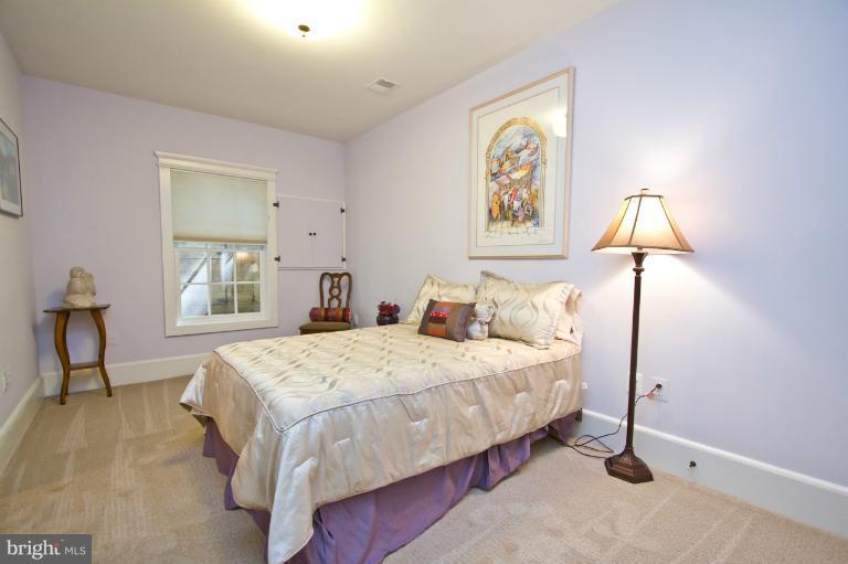 522 Kingsley Road Southwest Vienna, VA 22180 - Photo 23 of 30 Basement