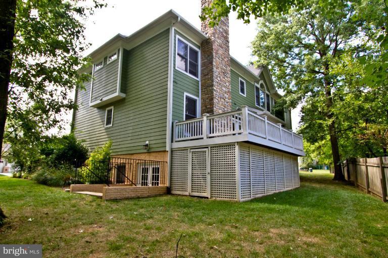 522 Kingsley Road Southwest Vienna, VA 22180 - Photo 28 of 30 Exterior (Rear)
