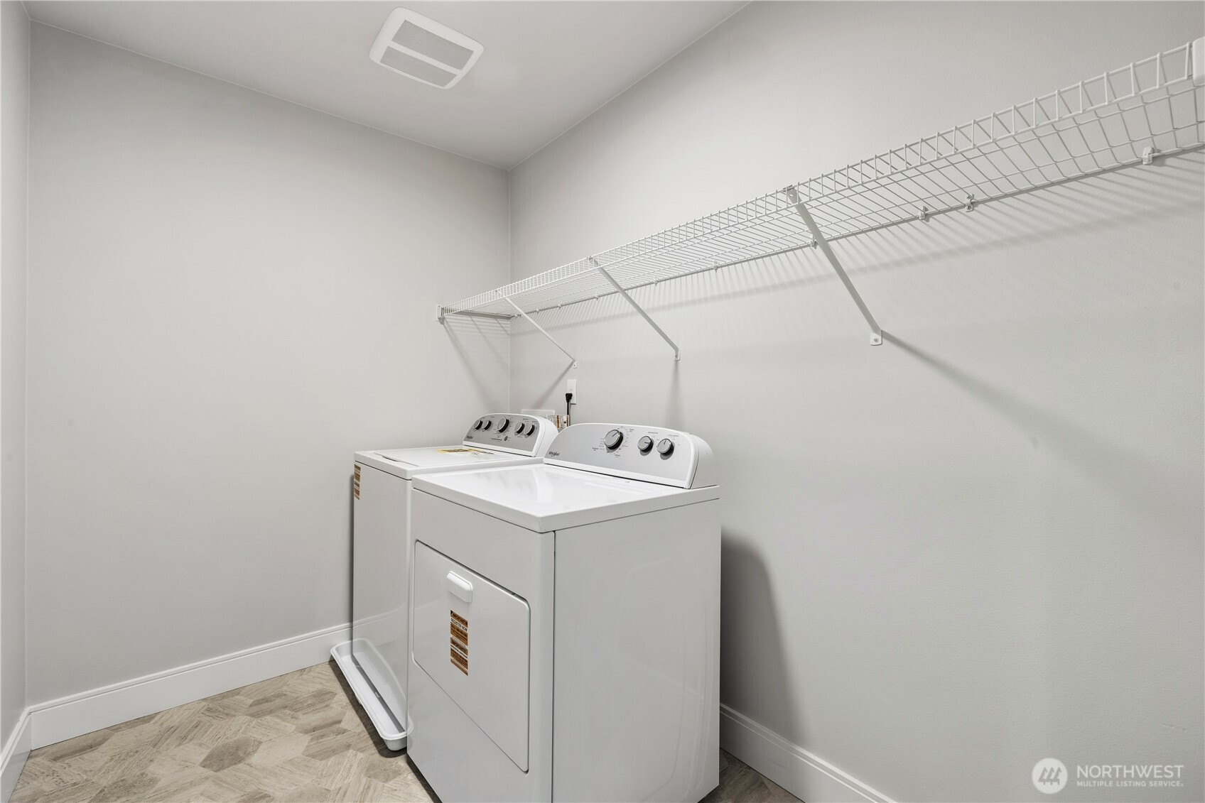 22213 17th Avenue West Bothell, WA 98021 - Photo 27 of 40