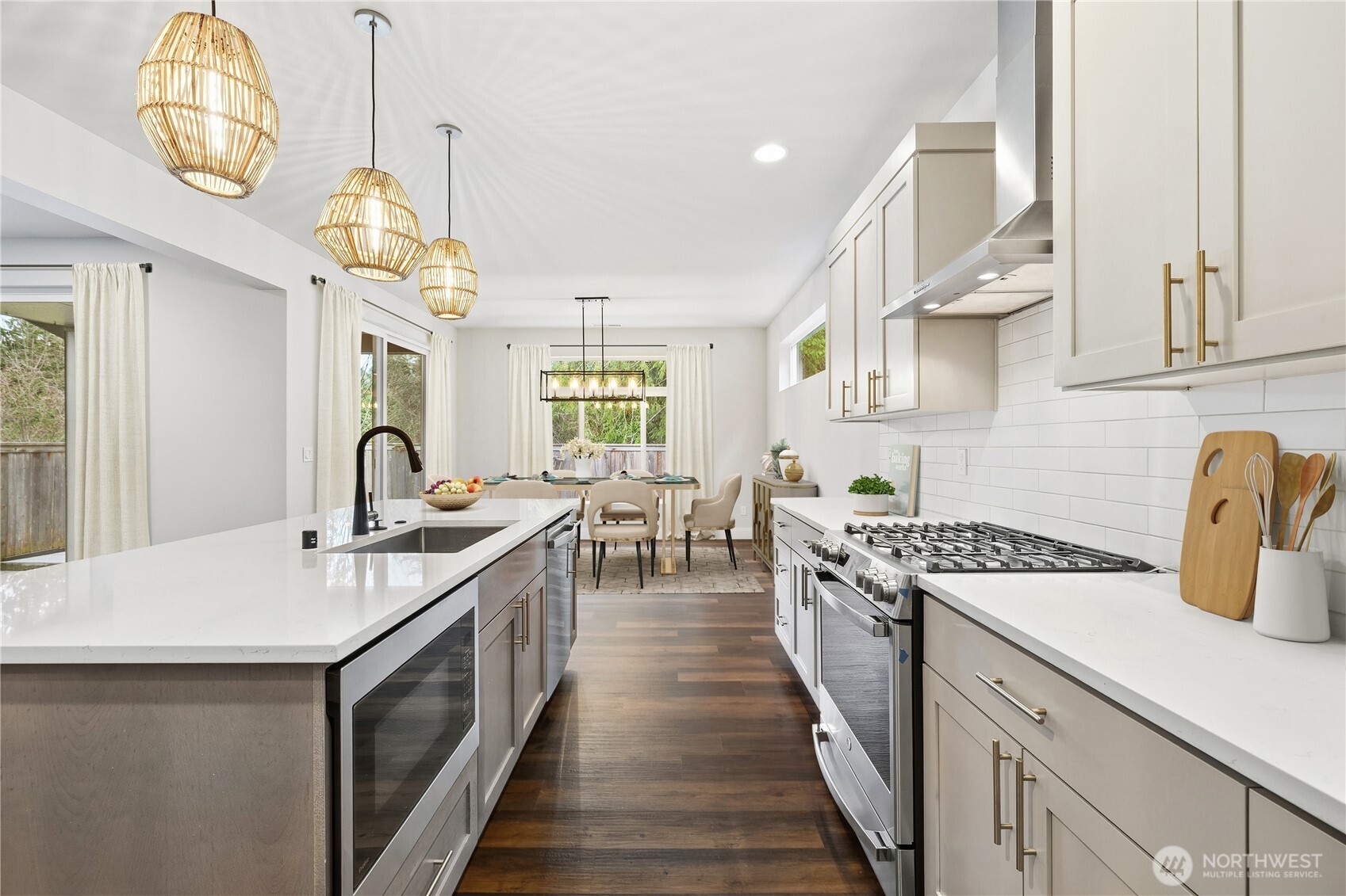 22213 17th Avenue West Bothell, WA 98021 - Photo 7 of 38