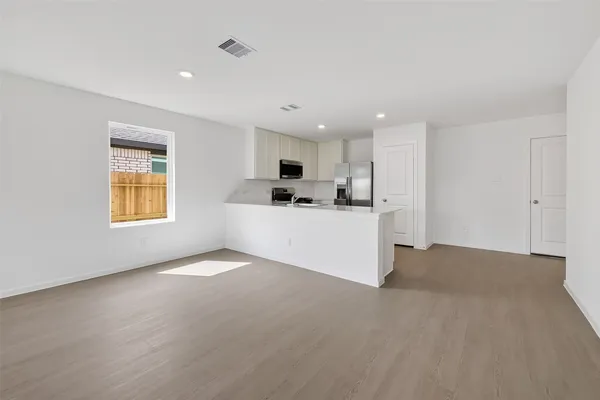 $2,275 | 3431 Brushy Marsh Drive, Richmond, TX 77406