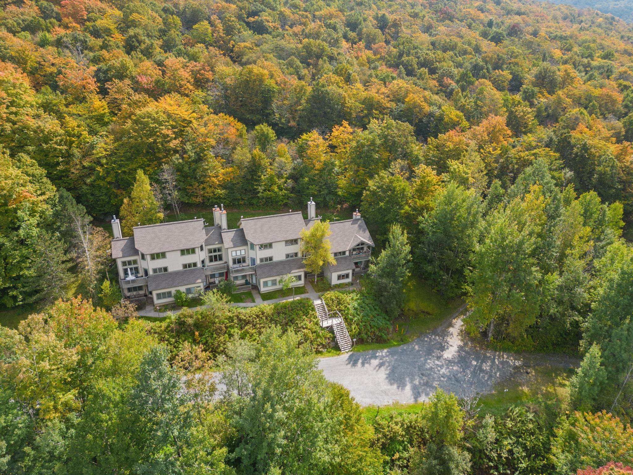 115 Bear Run Road, Unit 20 Bolton, VT 05477 - Photo 2 of 39