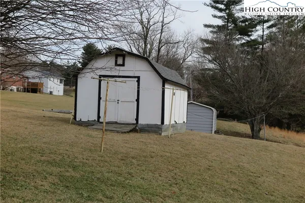 $274,000 | 134 Carson Boulevard, Sparta, NC 28675