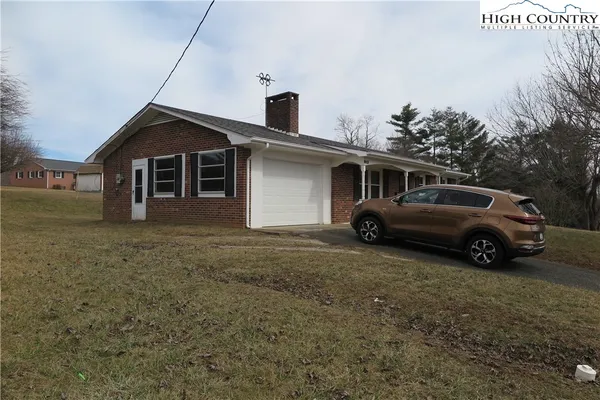 $274,000 | 134 Carson Boulevard, Sparta, NC 28675