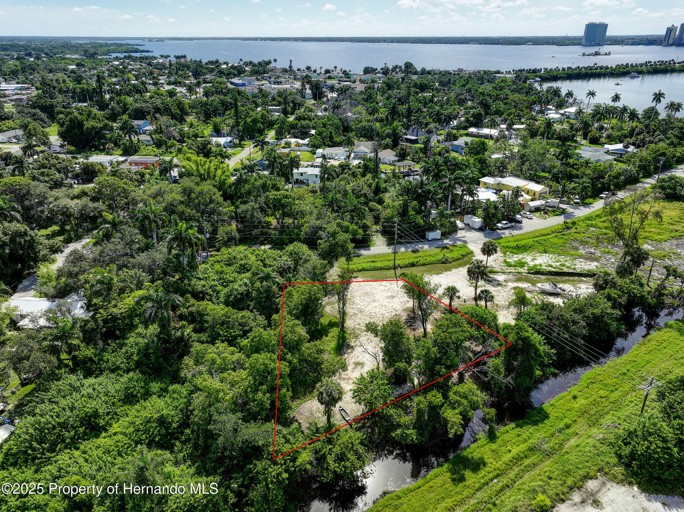 1113 River Road North Fort Myers, FL 33903 - Photo 5 of 10