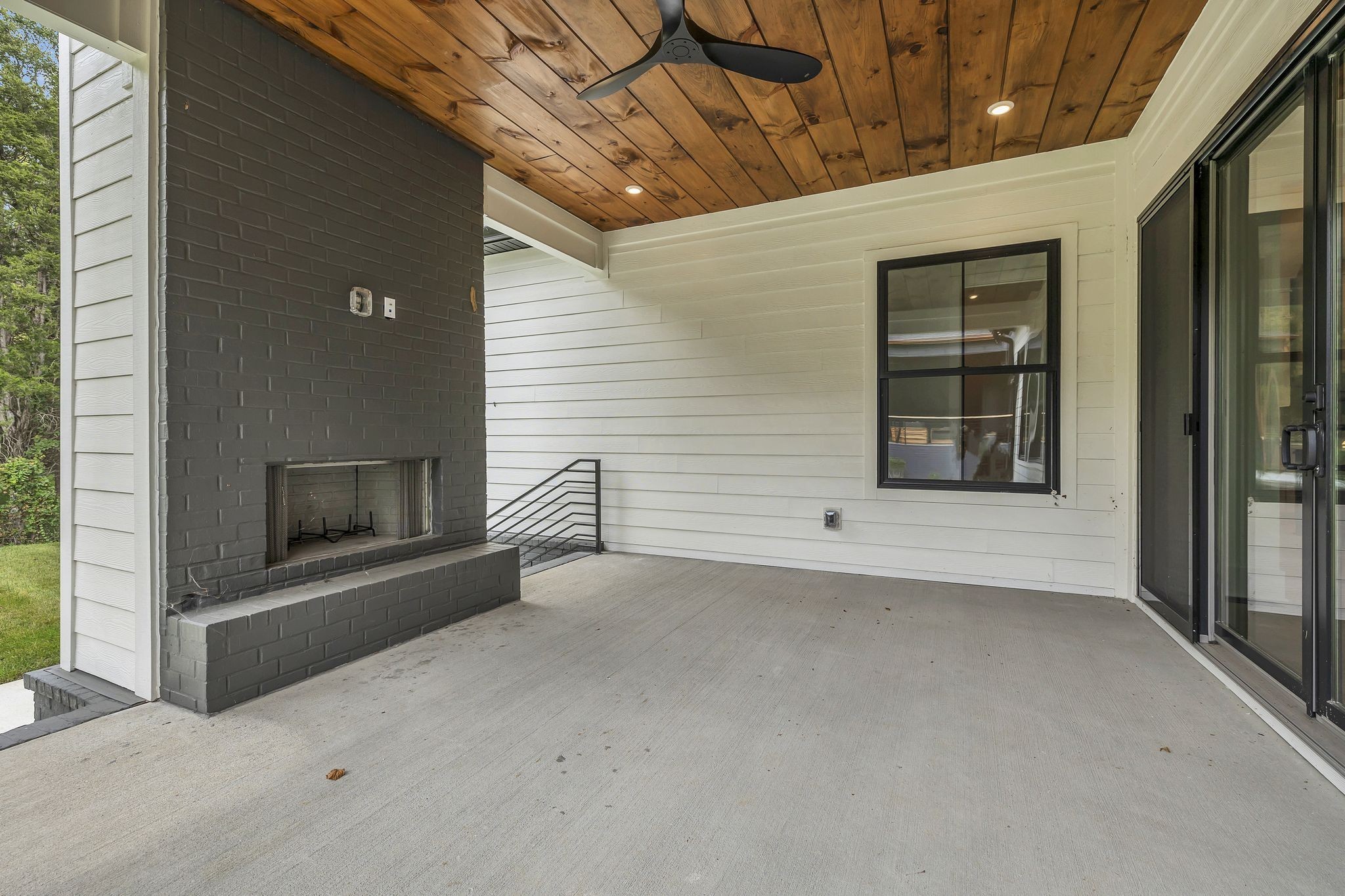 1607 Martha Washington Way Murfreesboro, TN 37130 - Photo 39 of 43 a view of a livingroom with an empty space and a window