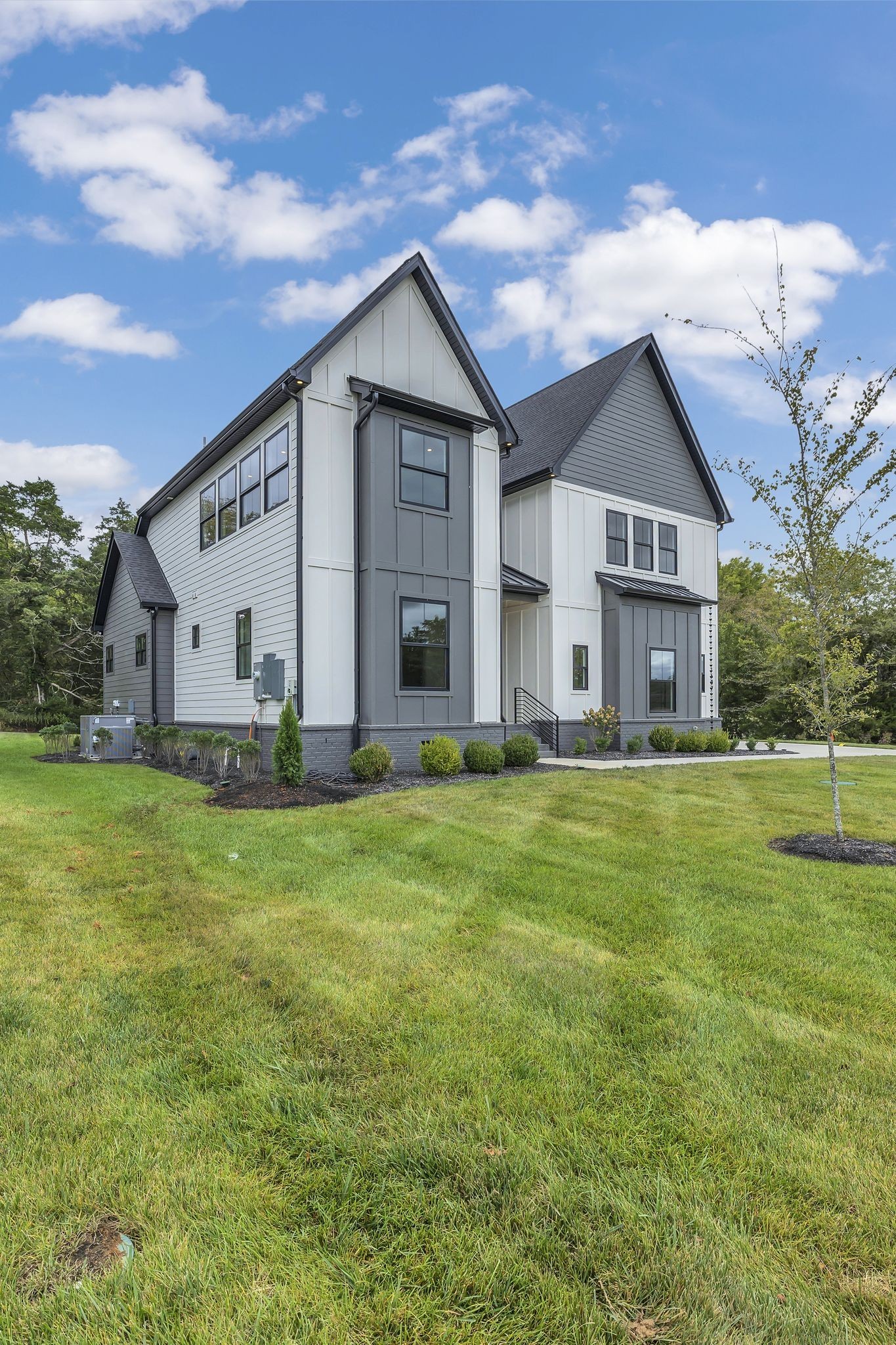 1607 Martha Washington Way Murfreesboro, TN 37130 - Photo 4 of 43 a view of a house with a yard