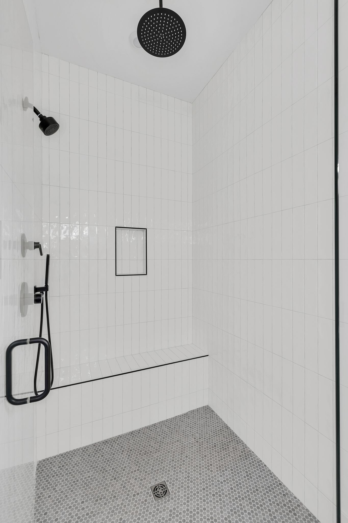 1607 Martha Washington Way Murfreesboro, TN 37130 - Photo 10 of 43 a bathroom with a shower