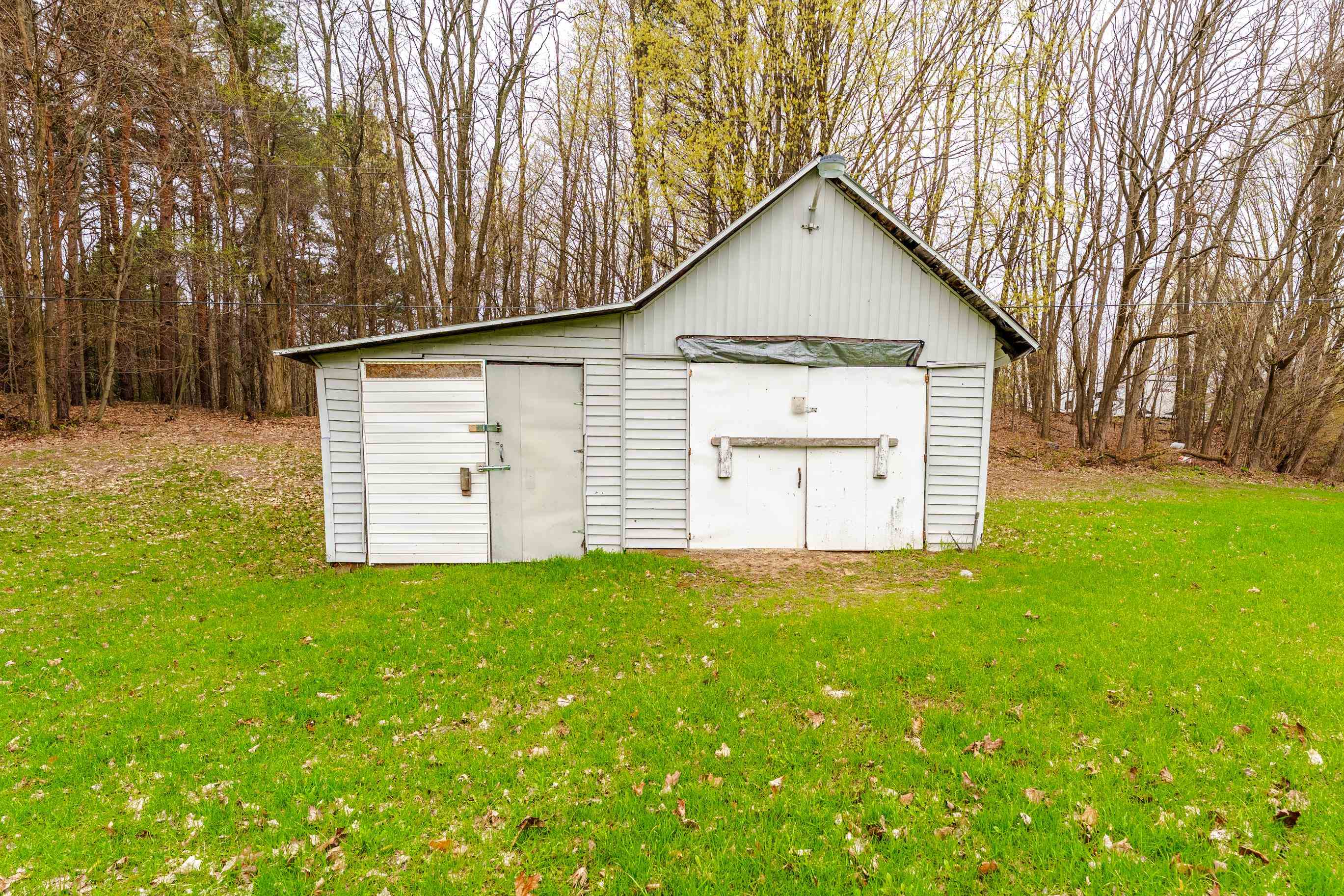 4935 East Boardman Road South Boardman, MI 49680 - Photo 34 of 37