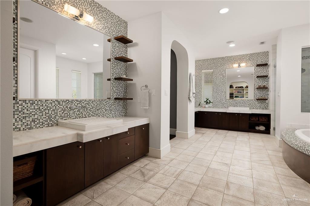 8901 North 2nd Street McAllen, TX 78504 - Photo 14 of 40