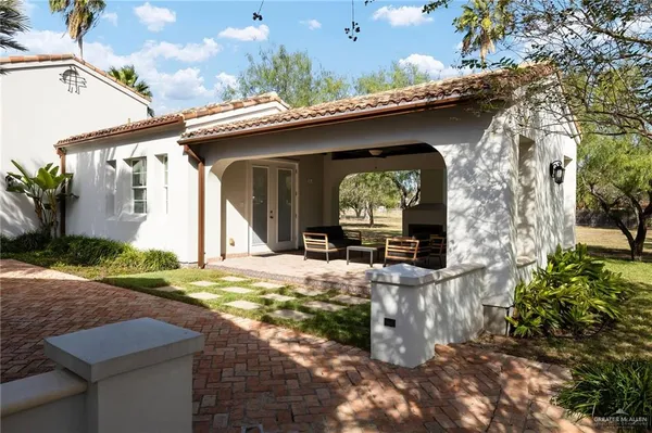 $1,800,000 | 8901 North 2nd Street, McAllen, TX 78504