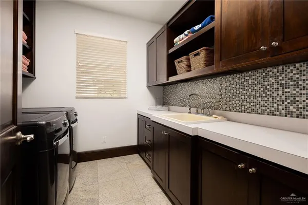 $1,800,000 | 8901 North 2nd Street, McAllen, TX 78504