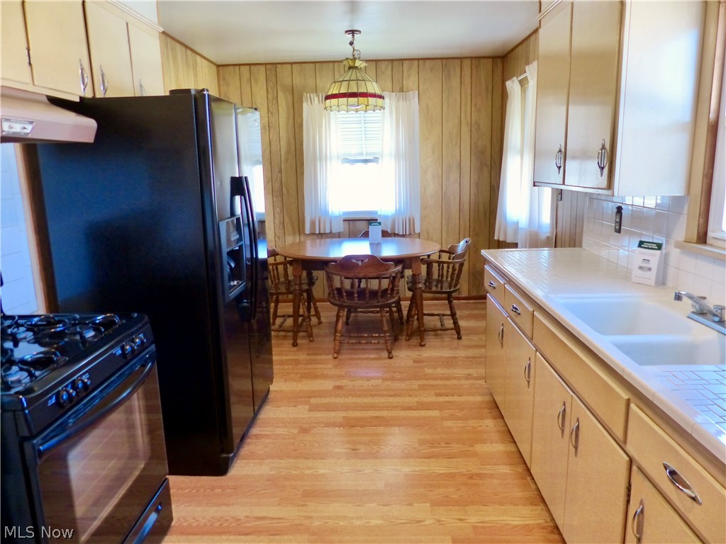 30415 Ridge Road Wickliffe, OH 44092 - Photo 11 of 22 Gallery Image 11