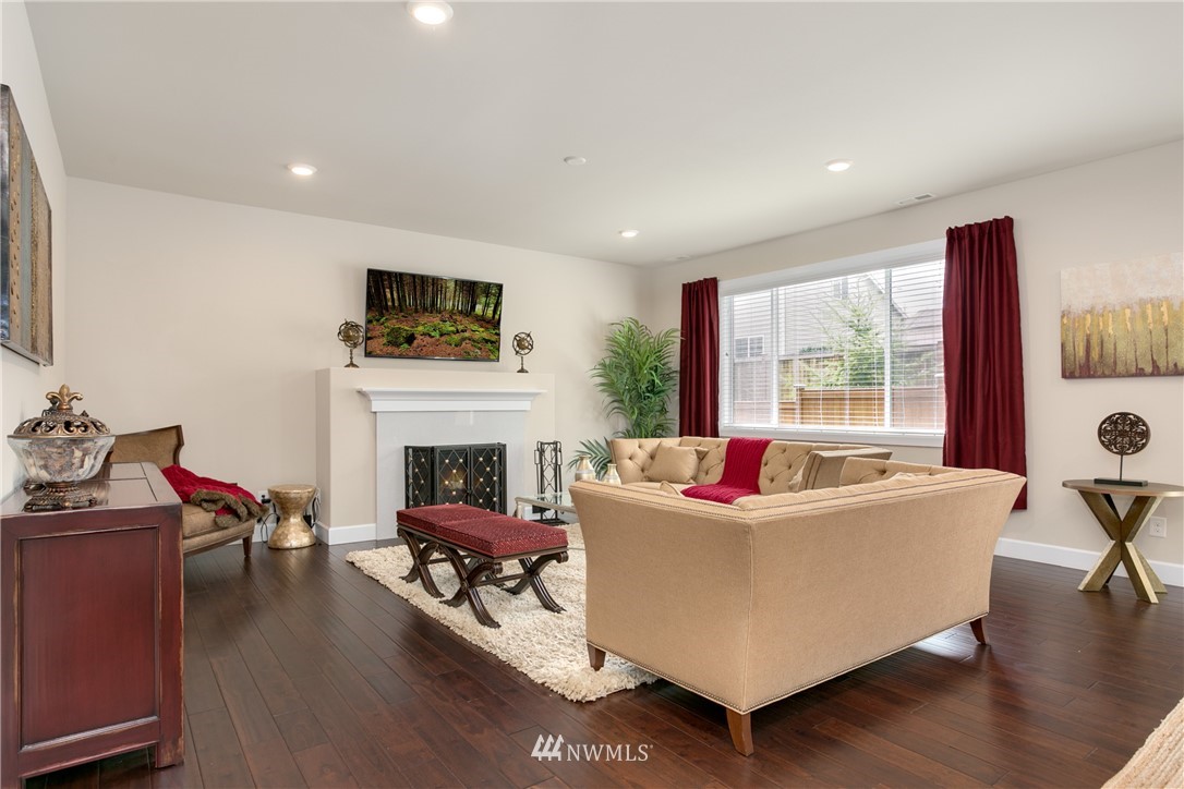 17024 32nd Avenue Southeast Bothell, WA 98012 - Photo 8 of 25 Gallery Image 8