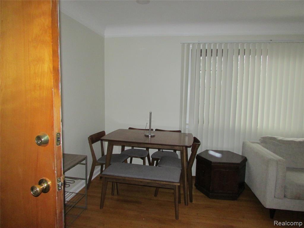 1441 South Telegraph Road Dearborn, MI 48124 - Photo 6 of 11
