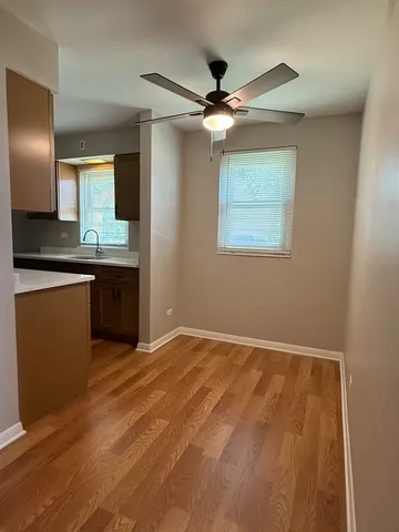 $1,295 | 7918 45th Street, Unit W1, Lyons, IL 60534