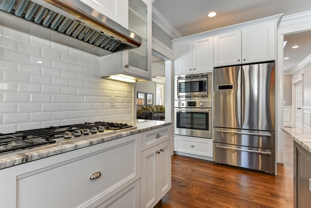 39 Mallard Road Needham, MA 02492 - Photo 6 of 26