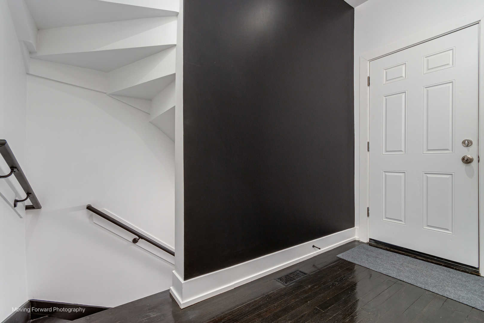 4941 West Iowa Street Chicago, IL 60651 - Photo 21 of 44 a view of an empty walk in closet