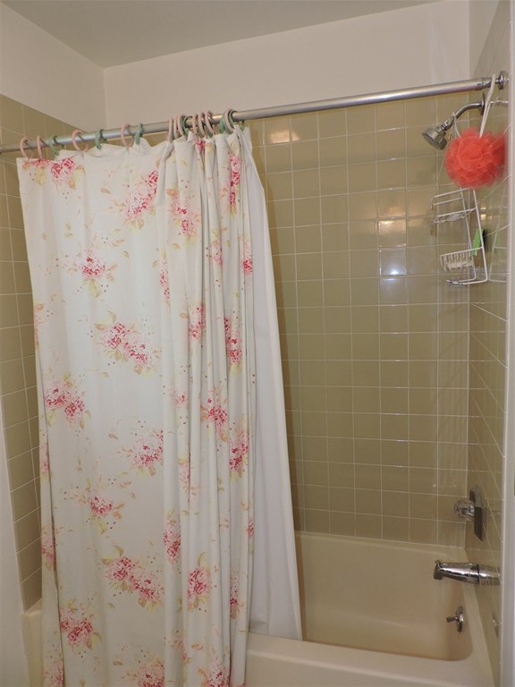 207 Beacon Park Road, Unit 207 Webster, MA 01570 - Photo 38 of 42 Gallery Image 38