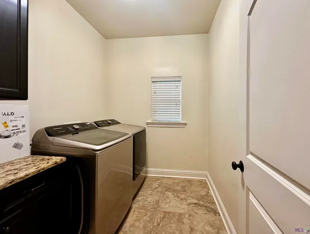 $2,400 | 18176 Old Reserve Drive, Prairieville, LA 70769