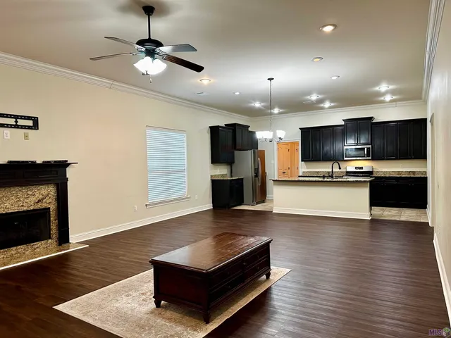 $2,500 | 18176 Old Reserve Drive, Prairieville, LA 70769