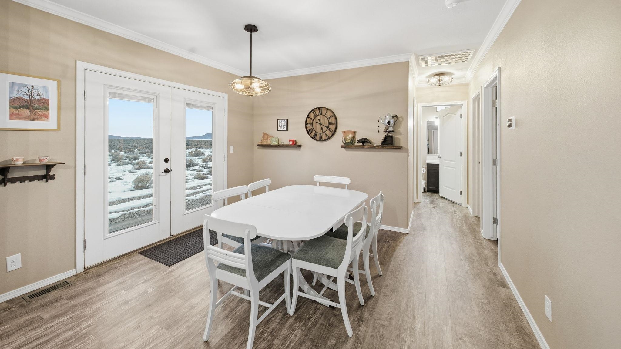333 Sunshine Valley Road Cerro, NM 87519 - Photo 12 of 35 Gallery Image 12