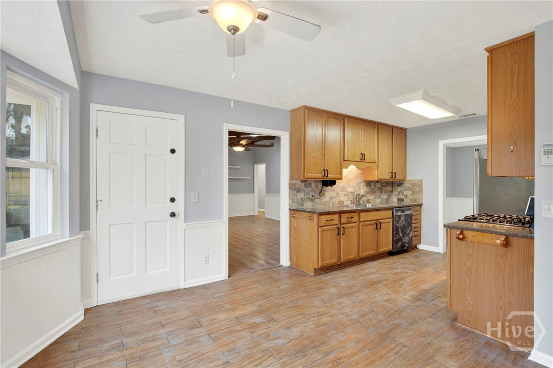 103 Deerwood Road Savannah, GA 31410 - Photo 13 of 42 Gallery Image 13