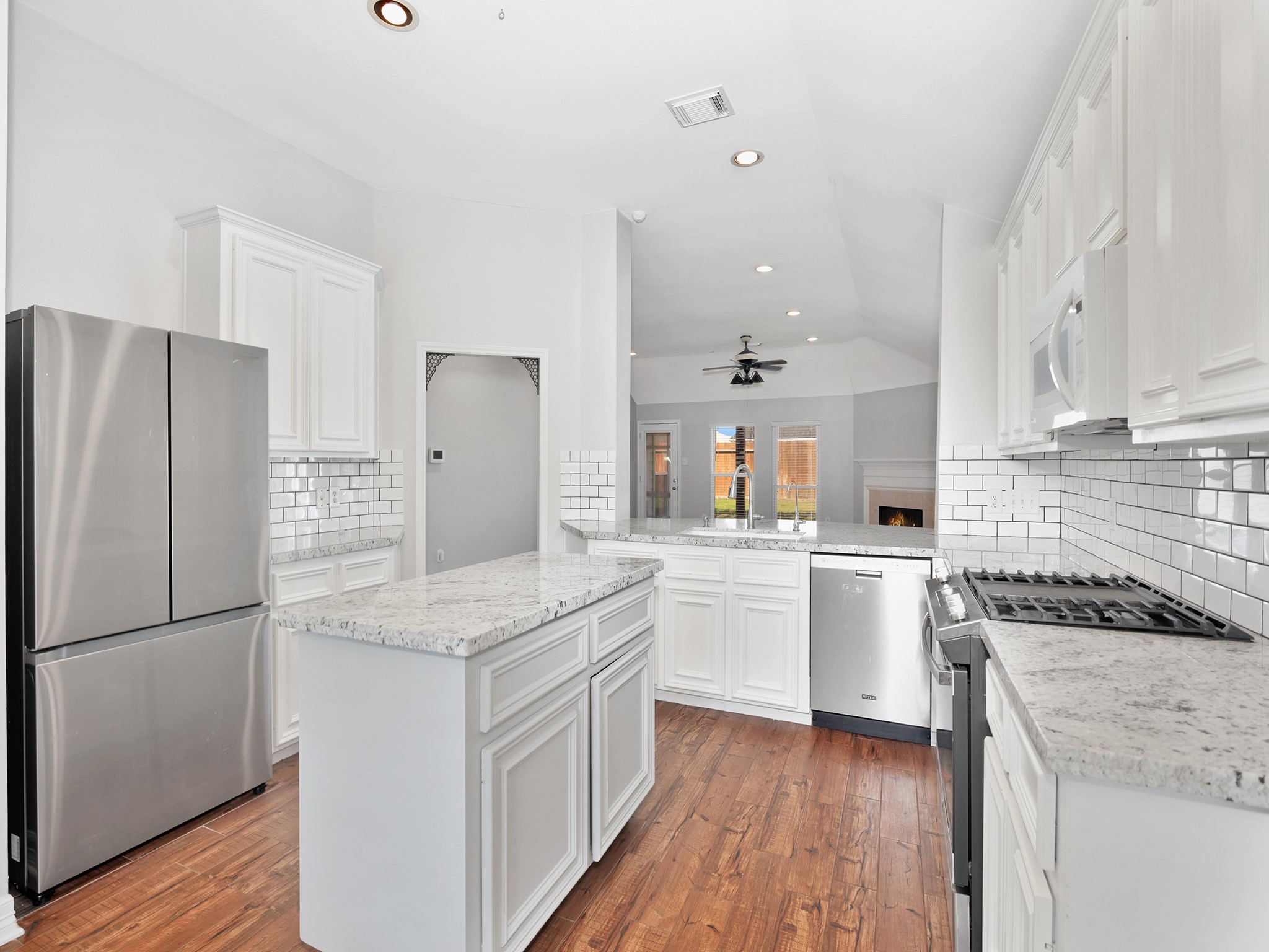 21615 Brookchase Loop Cypress, TX 77433 - Photo 11 of 27