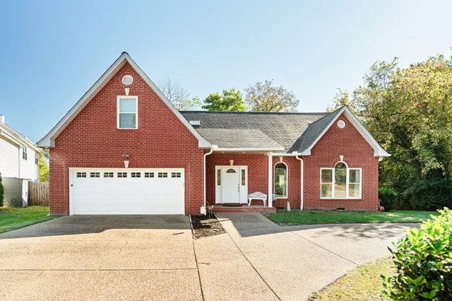 $649,900 | 5404 San Marcos Drive, Nashville, TN 37220