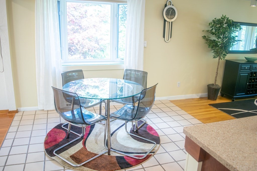 49 Spring Lane Sharon, MA 02067 - Photo 8 of 34 Gallery Image 8