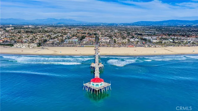 $1,475,000 | 200 Pacific Coast Highway, Unit 418, Huntington Beach, CA 92648