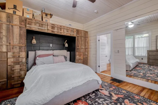 $360,000 | 107 North Brazos Street, Granger, TX 76530