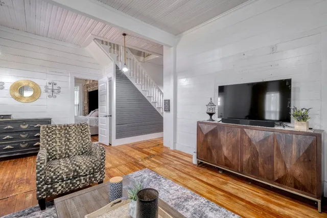 $360,000 | 107 North Brazos Street, Granger, TX 76530