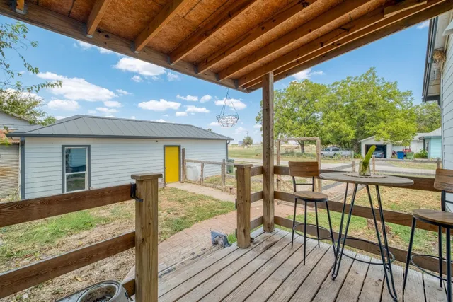 $360,000 | 107 North Brazos Street, Granger, TX 76530