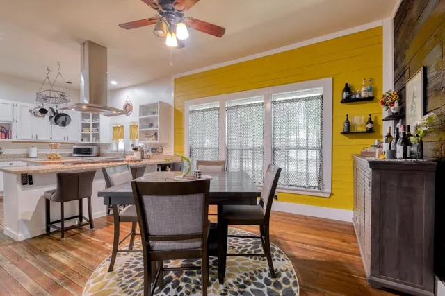 $360,000 | 107 North Brazos Street, Granger, TX 76530