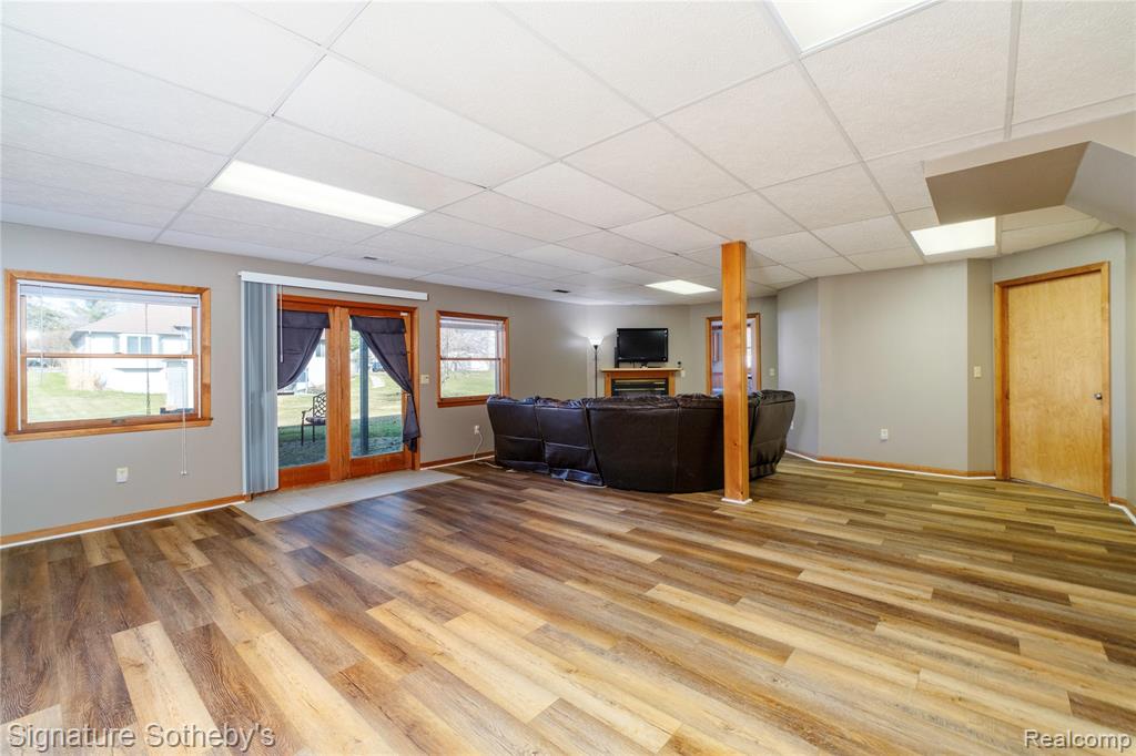 6460 Marble Lane Flushing, MI 48433 - Photo 41 of 44