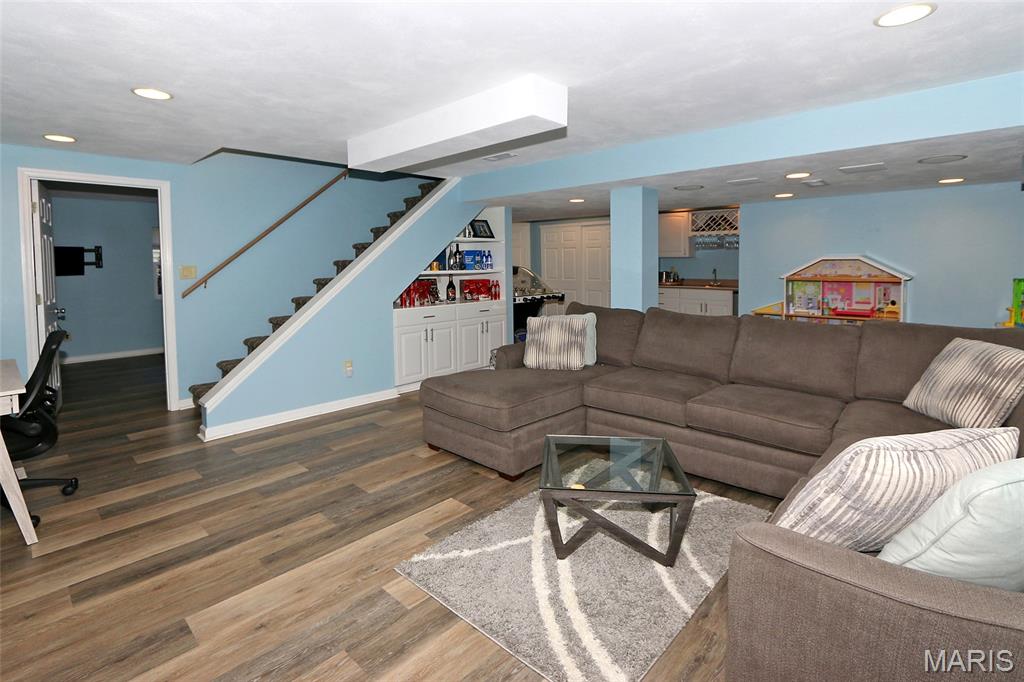 741 Strafford Ridge Drive Ballwin, MO 63021 - Photo 27 of 40 Gallery Image 27