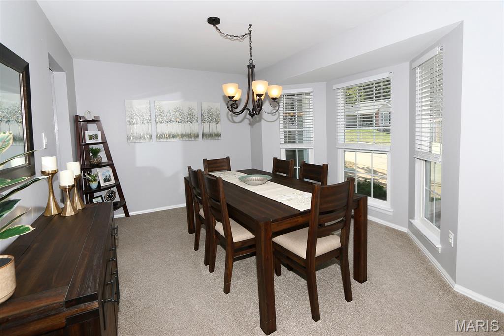 741 Strafford Ridge Drive Ballwin, MO 63021 - Photo 3 of 40 Gallery Image 3