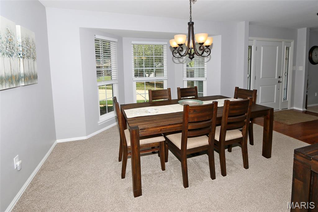 741 Strafford Ridge Drive Ballwin, MO 63021 - Photo 4 of 40 Gallery Image 4