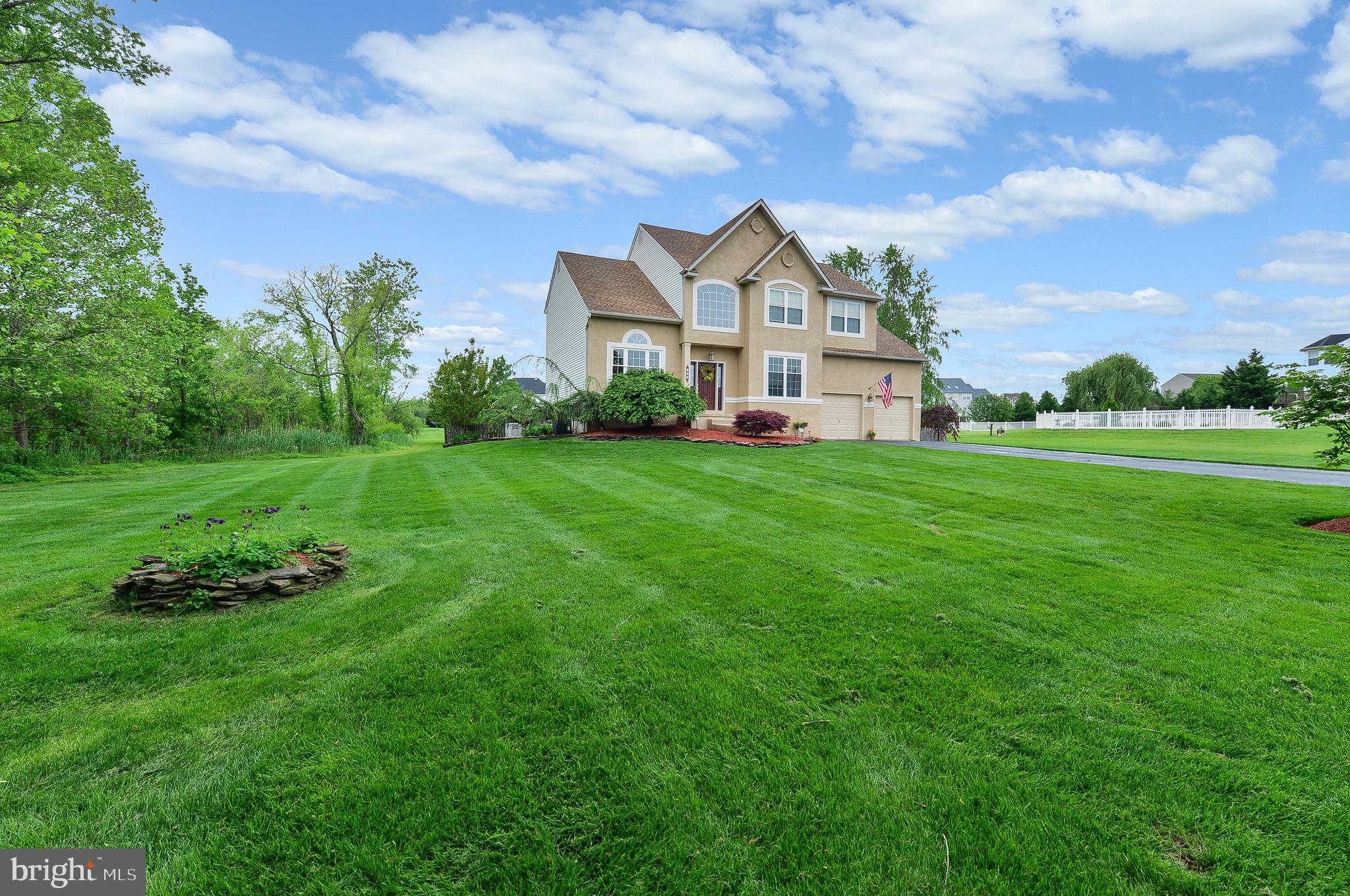 100 Heritage Drive Swedesboro, NJ 08085 - Photo 2 of 37