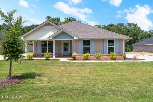 $360,000 | 4251 Olivia Circle West, Olive Branch, MS 38654