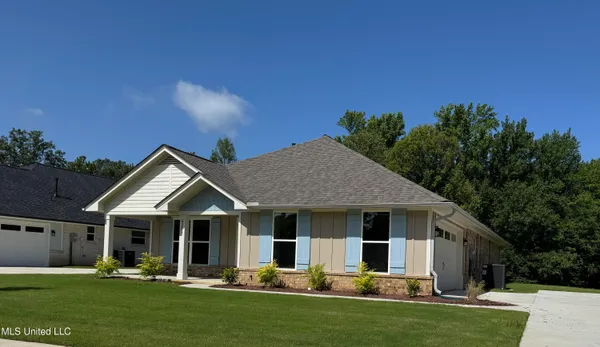 $361,000 | 4251 Olivia Circle West, Olive Branch, MS 38654