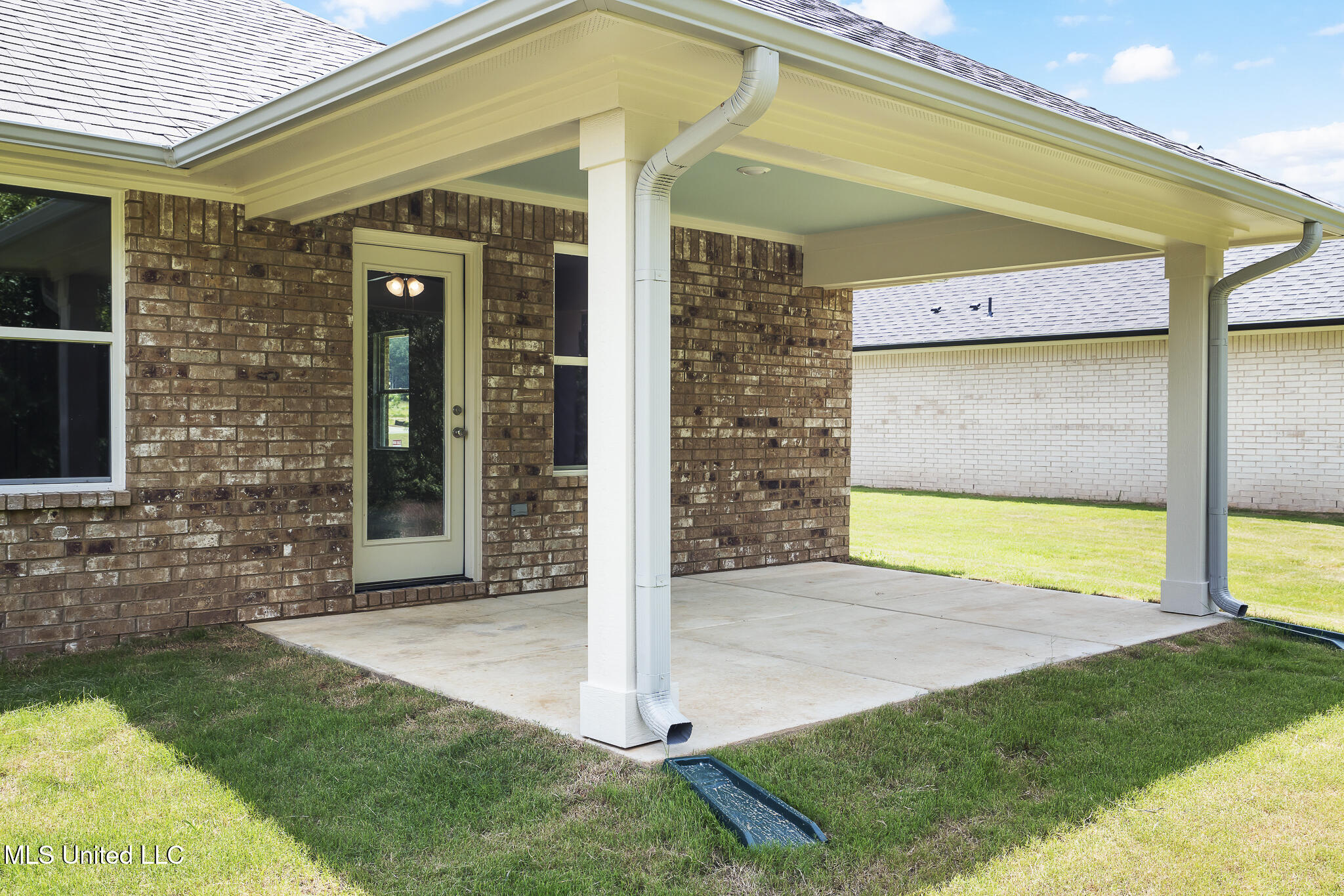 4251 Olivia Circle West Olive Branch, MS 38654 - Photo 4 of 30 4251 - Old River-19