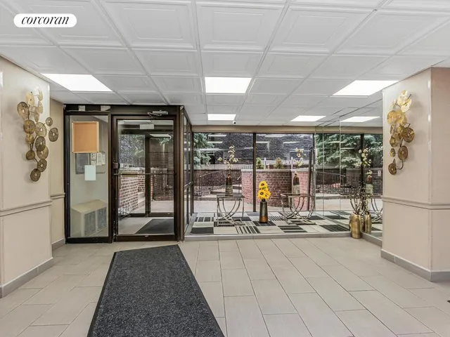 $262,000 | 1725 Edison Avenue, Unit 5D | Pelham Bay