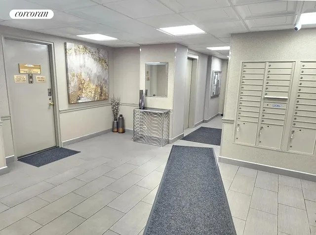 $262,000 | 1725 Edison Avenue, Unit 5D | Pelham Bay