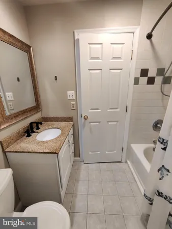$2,400 | 3151 D Covewood Court, Unit D, Falls Church, VA 22042